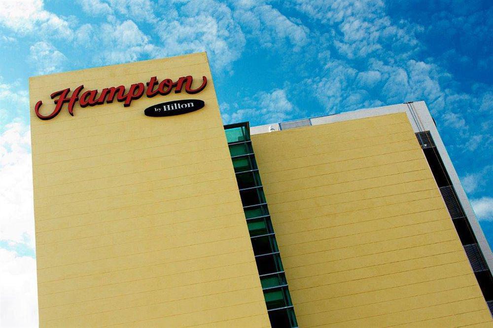 Hampton By Hilton Barranquilla Hotel Exterior photo